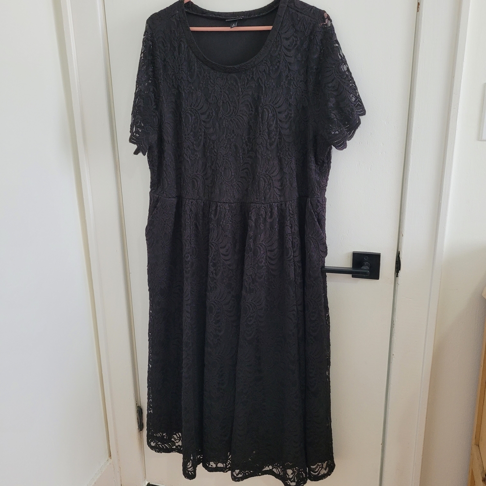 Torrid Black Lace Midi Dress
